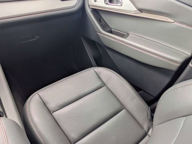 New 2025 Ford Explorer Active w/ Active Comfort Package image 17
