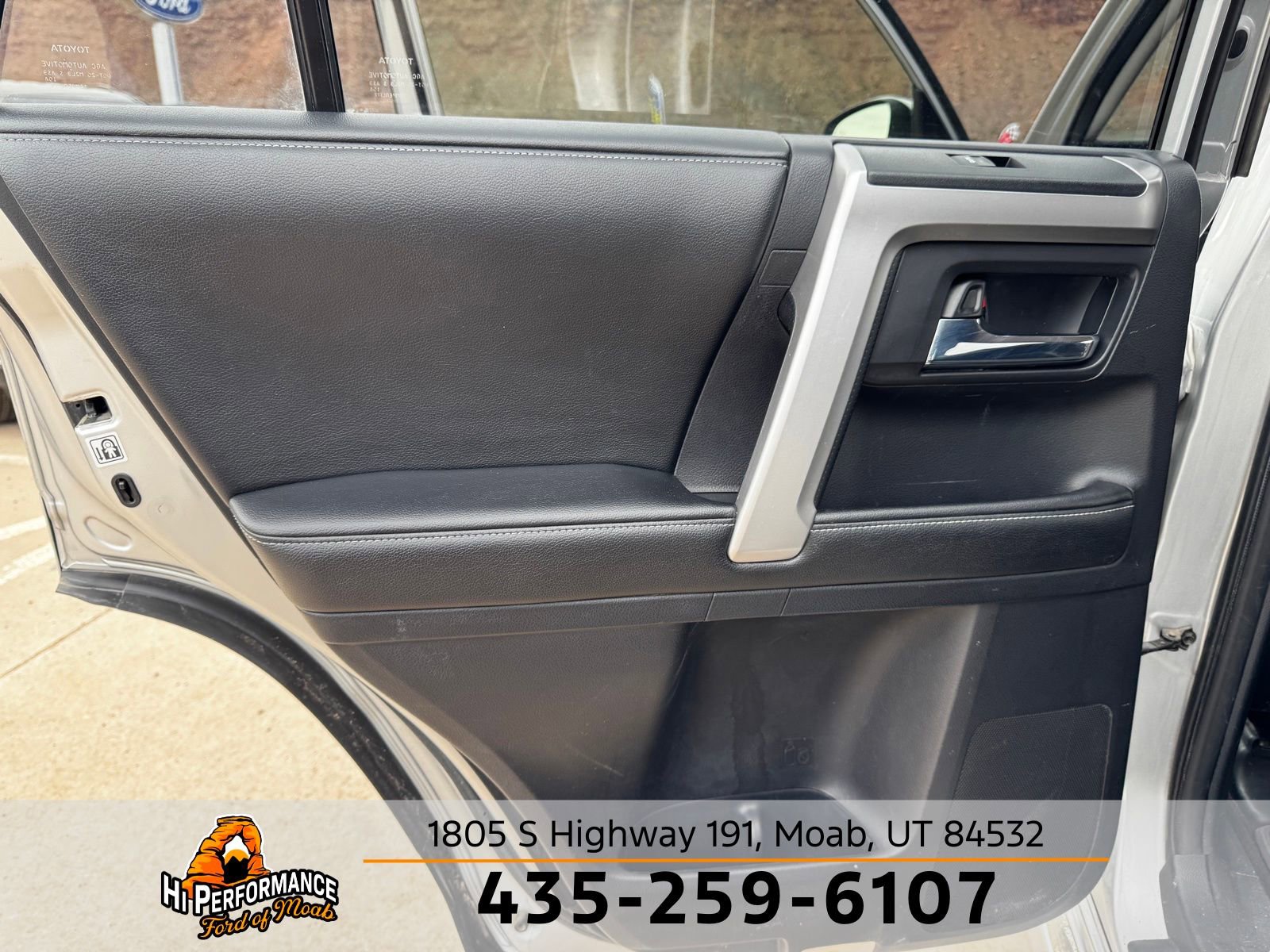 Used 2015 Toyota 4Runner Limited AWD/4WD image 46