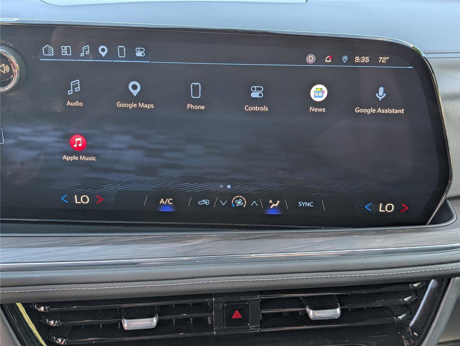 Used 2025 Chevrolet Tahoe LS AWD/4WD image 28