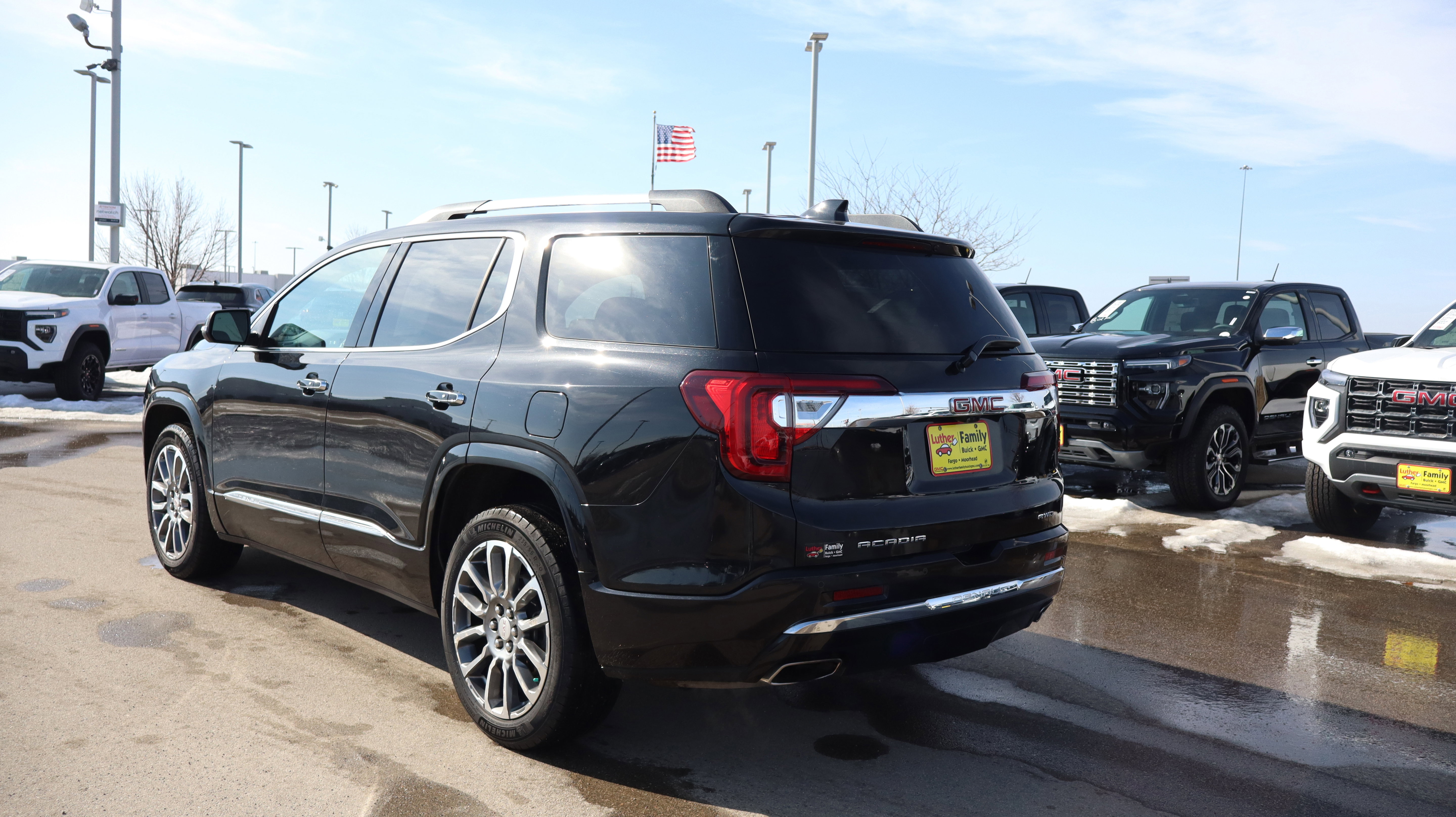 Certified 2023 GMC Acadia Denali w/ Denali Ultimate Package image 5