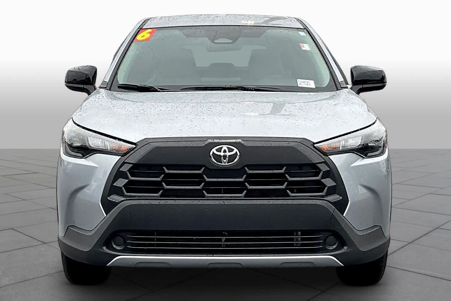 Used 2026 Toyota Corolla Cross L FWD image 4