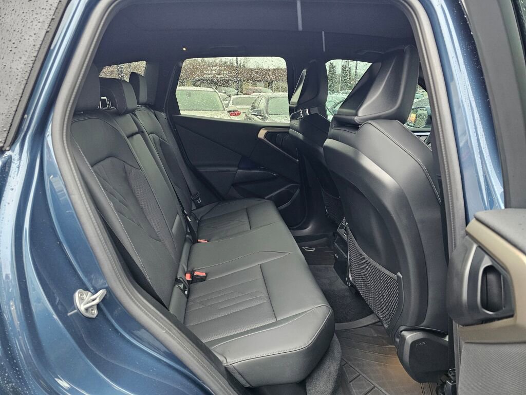 Used 2025 BMW X3 xDrive30i image 12
