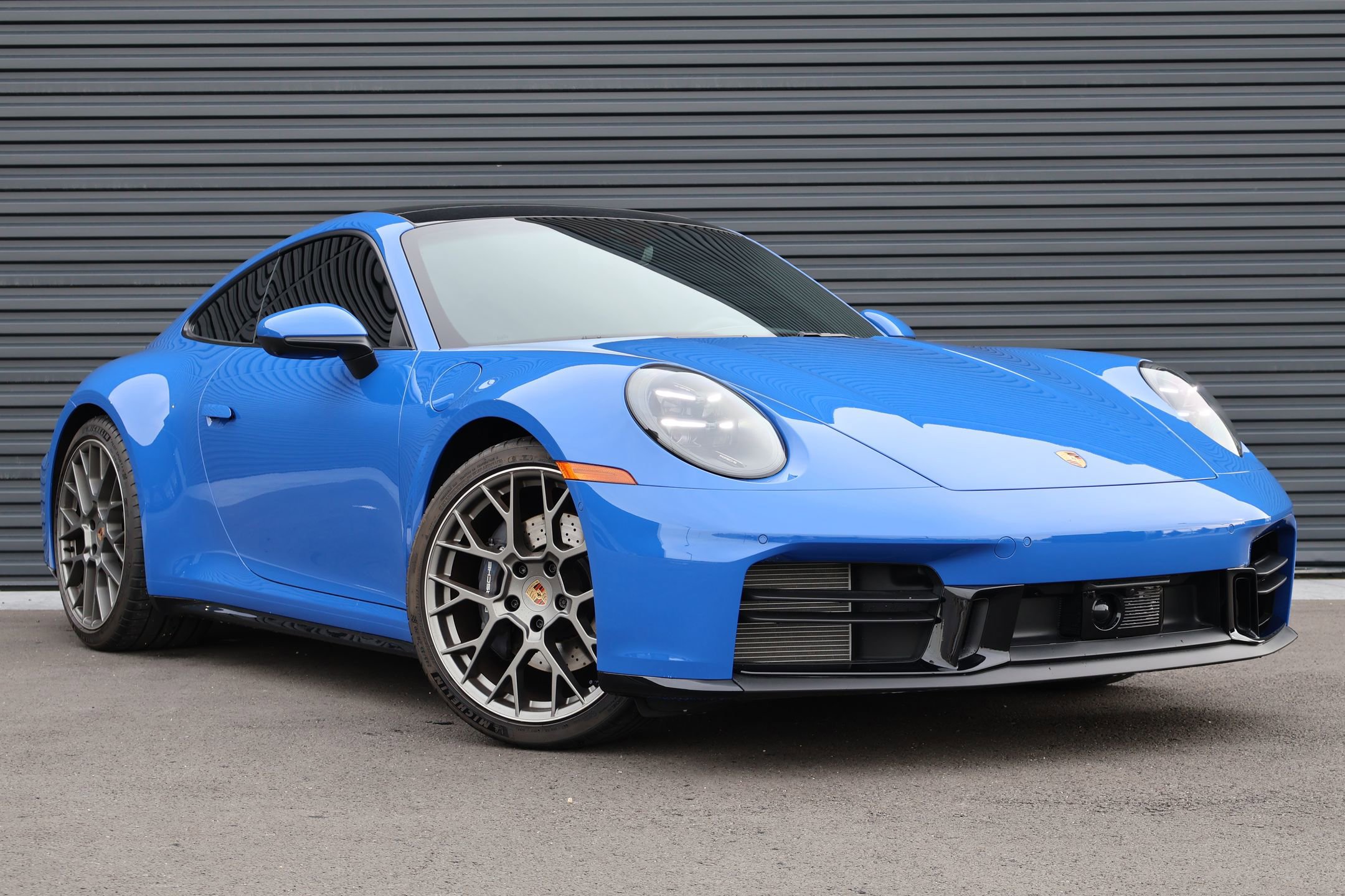 Certified 2025 Porsche 911 Carrera image 8