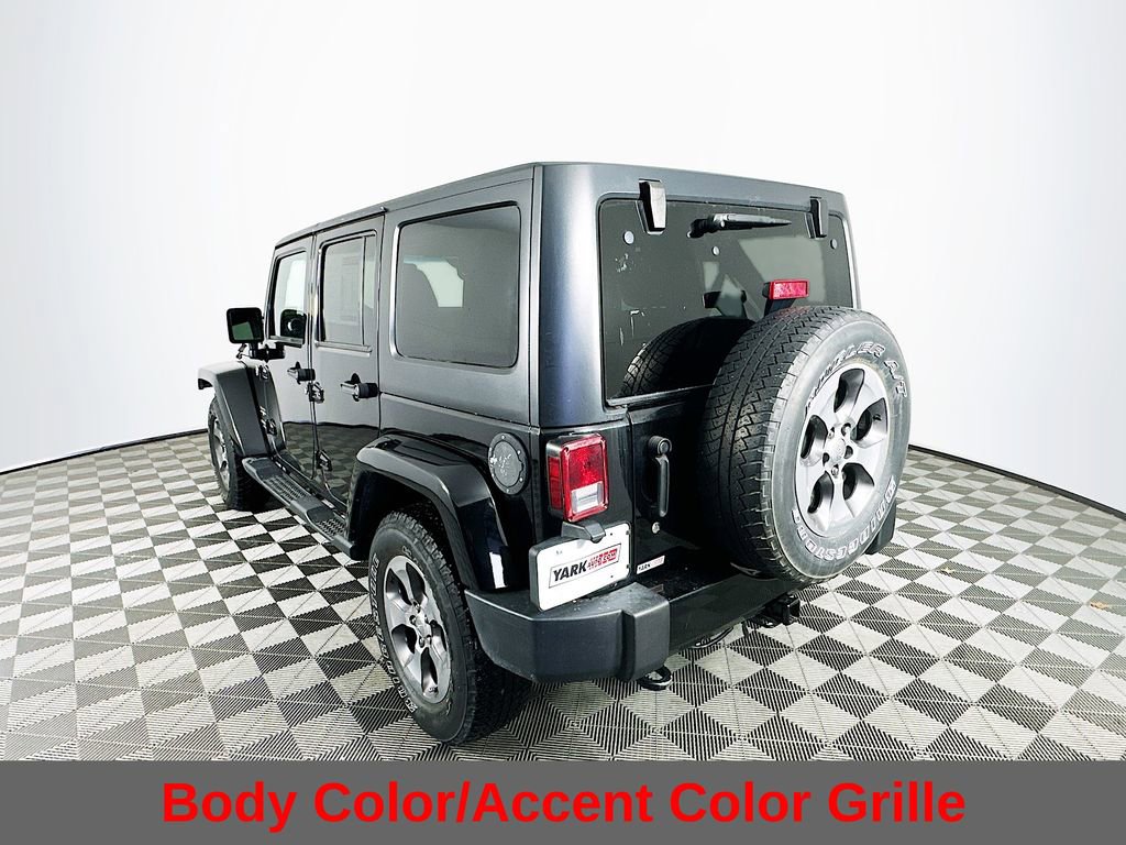 Used 2017 Jeep Wrangler Unlimited Sahara w/ Connectivity Group image 8