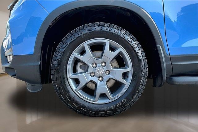 Certified 2025 Honda Passport TrailSport image 30