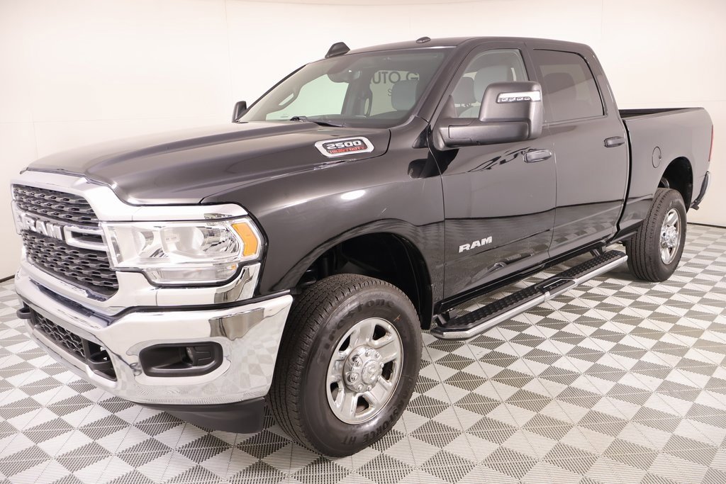 Used 2024 RAM 2500 Big Horn w/ Bed Utility Group image 9