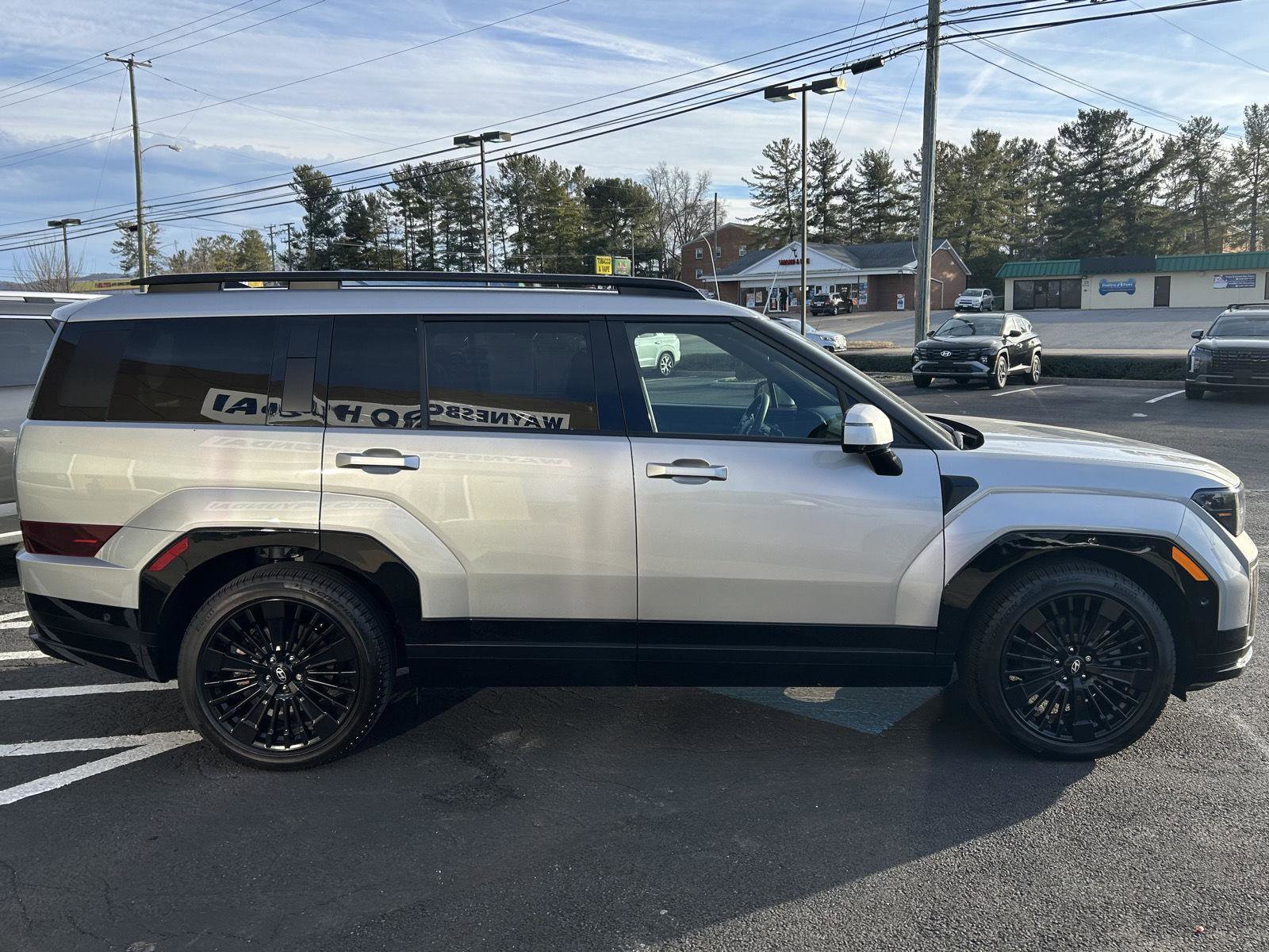 Certified 2024 Hyundai Santa Fe Calligraphy image 9