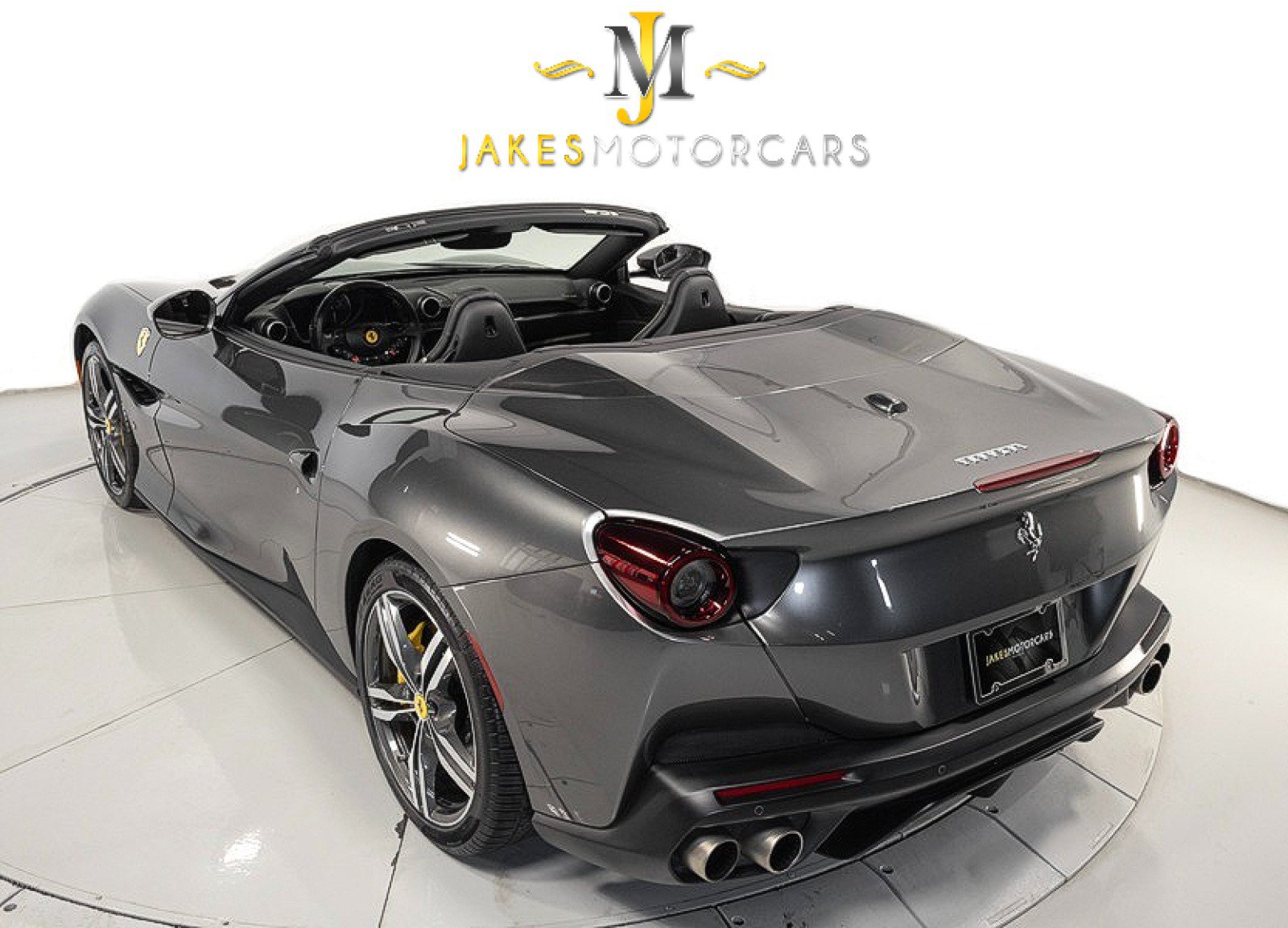 Used 2020 Ferrari Portofino RWD image 7