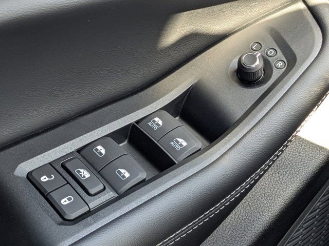 New 2026 Jeep Grand Cherokee Altitude RWD image 25