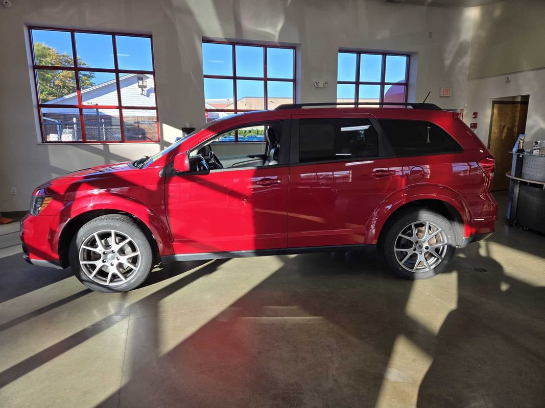 Used 2018 Dodge Journey GT w/ Driver Convenience Group AWD/4WD image 4