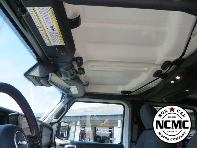 Used 2024 Jeep Wrangler Unlimited Rubicon w/ Technology Group AWD/4WD image 23