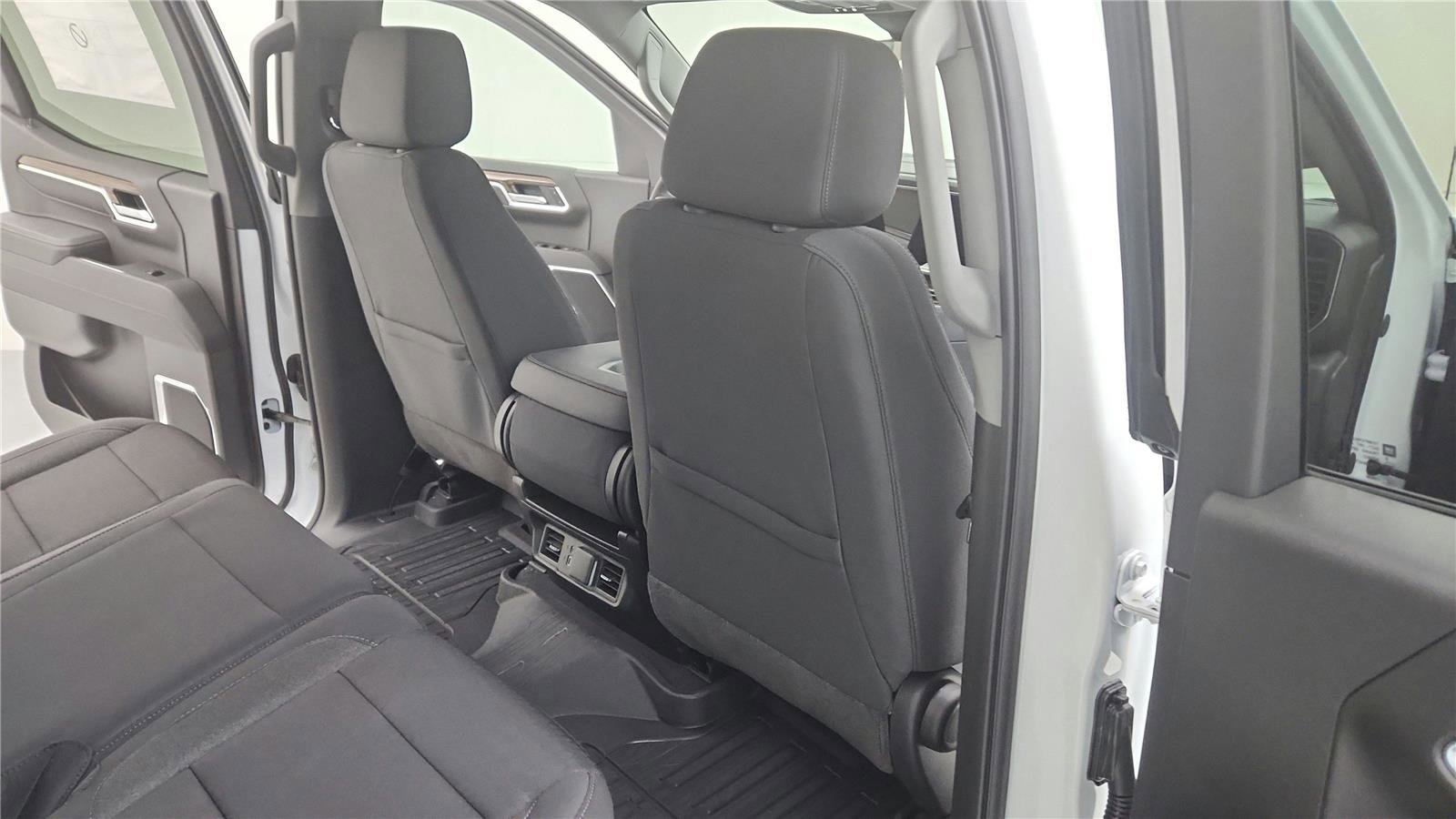 New 2026 GMC Sierra 1500 SLE image 32