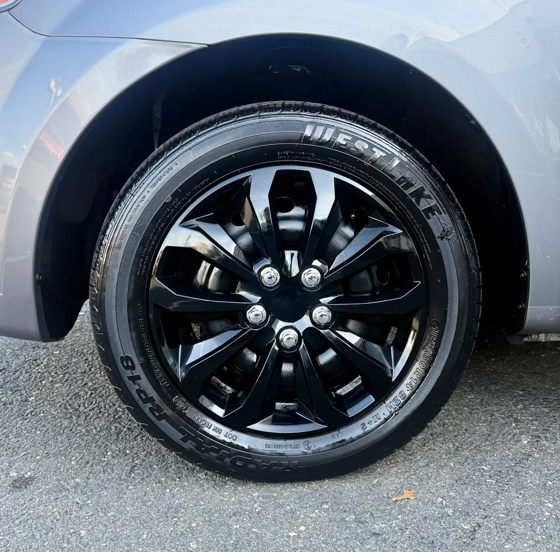 Used 2011 Chevrolet Aveo LT w/ Power and Convenience Package FWD image 37