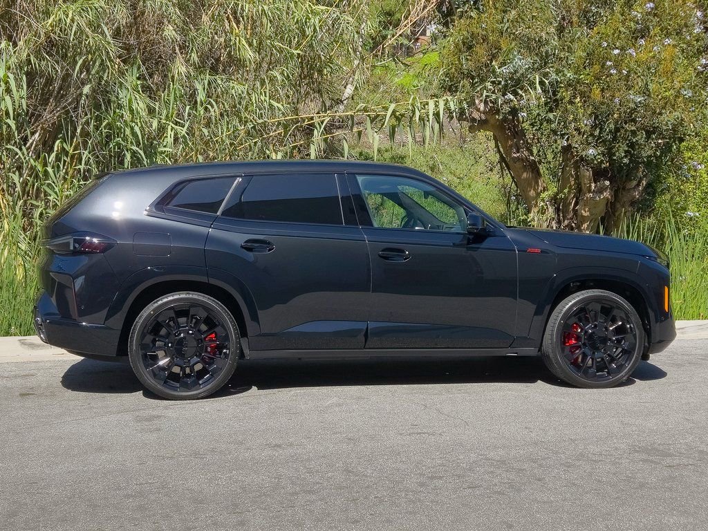 New 2026 BMW XM Label Red image 4