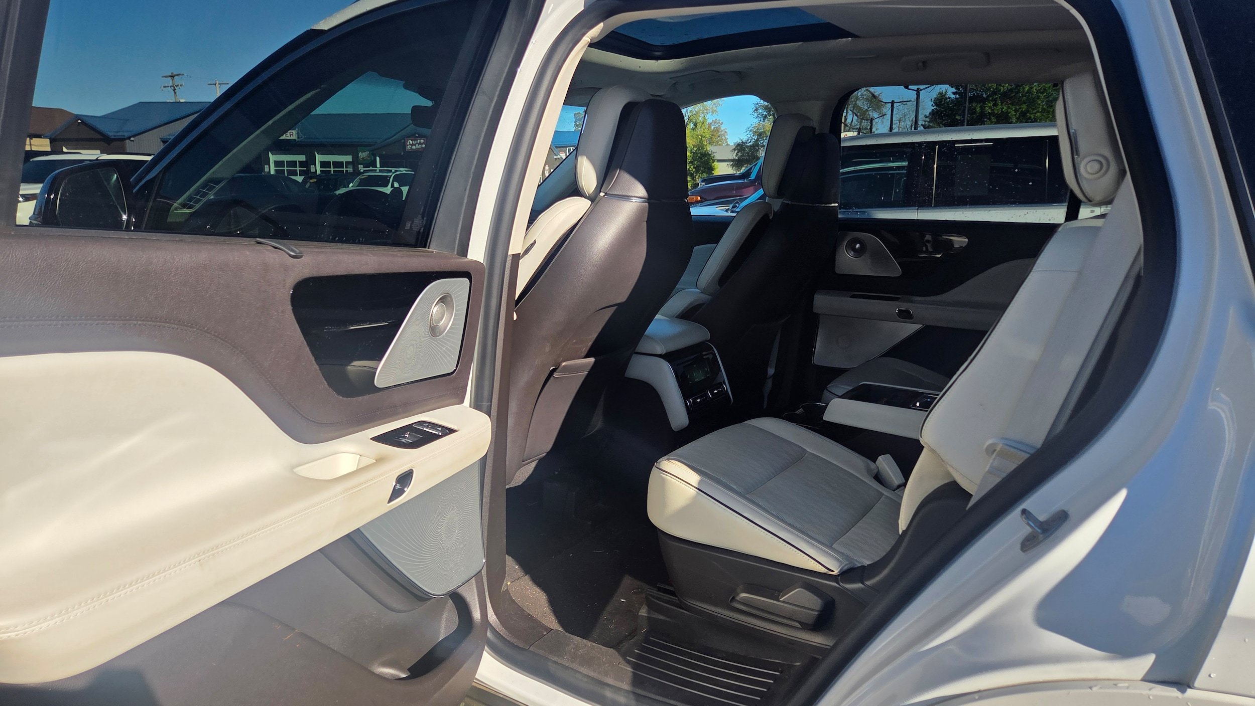 Used 2020 Lincoln Aviator Black Label w/ Dynamic Handling Package AWD/4WD image 18