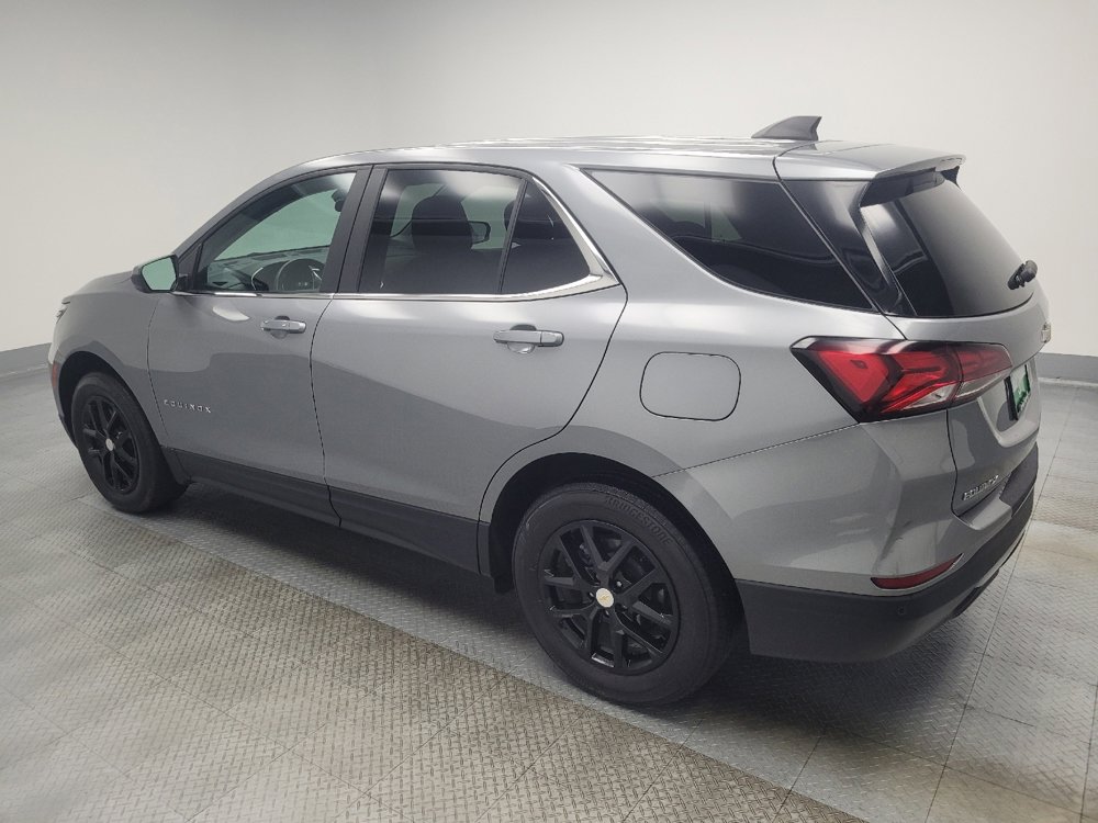 Used 2023 Chevrolet Equinox LT image 3