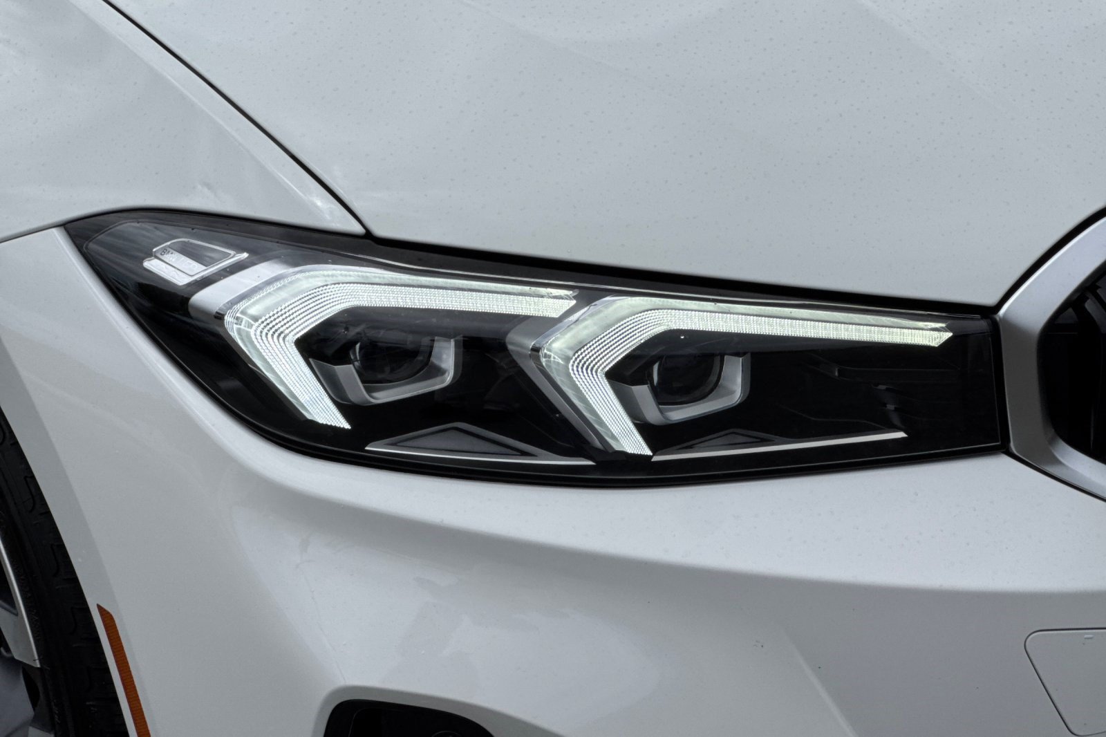 Certified 2025 BMW 330i Sedan w/ Convenience Package RWD image 12