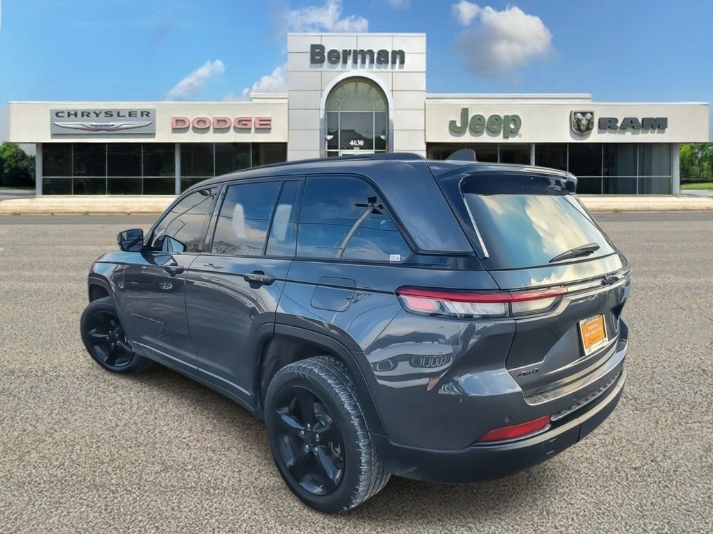 Certified 2022 Jeep Grand Cherokee Altitude image 7