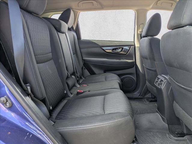 Used 2019 Nissan Rogue SV image 15