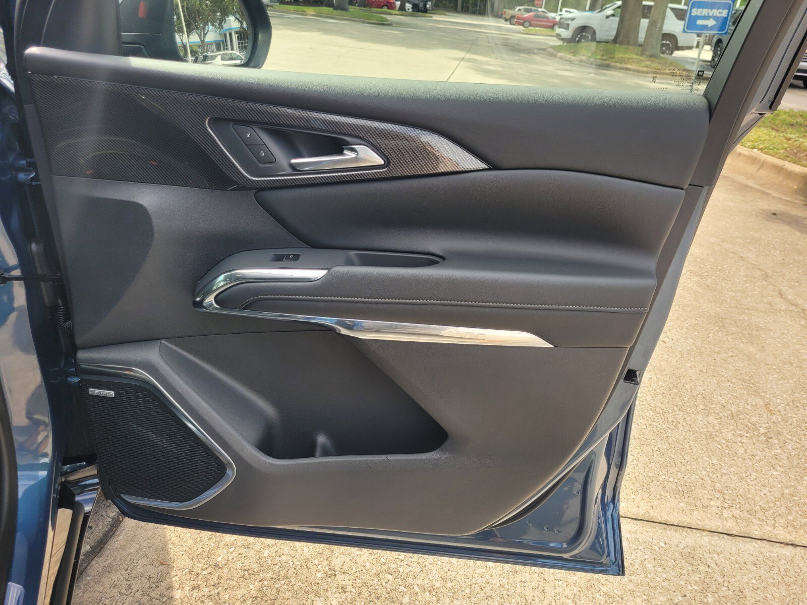 New 2026 Chevrolet Traverse High Country image 13