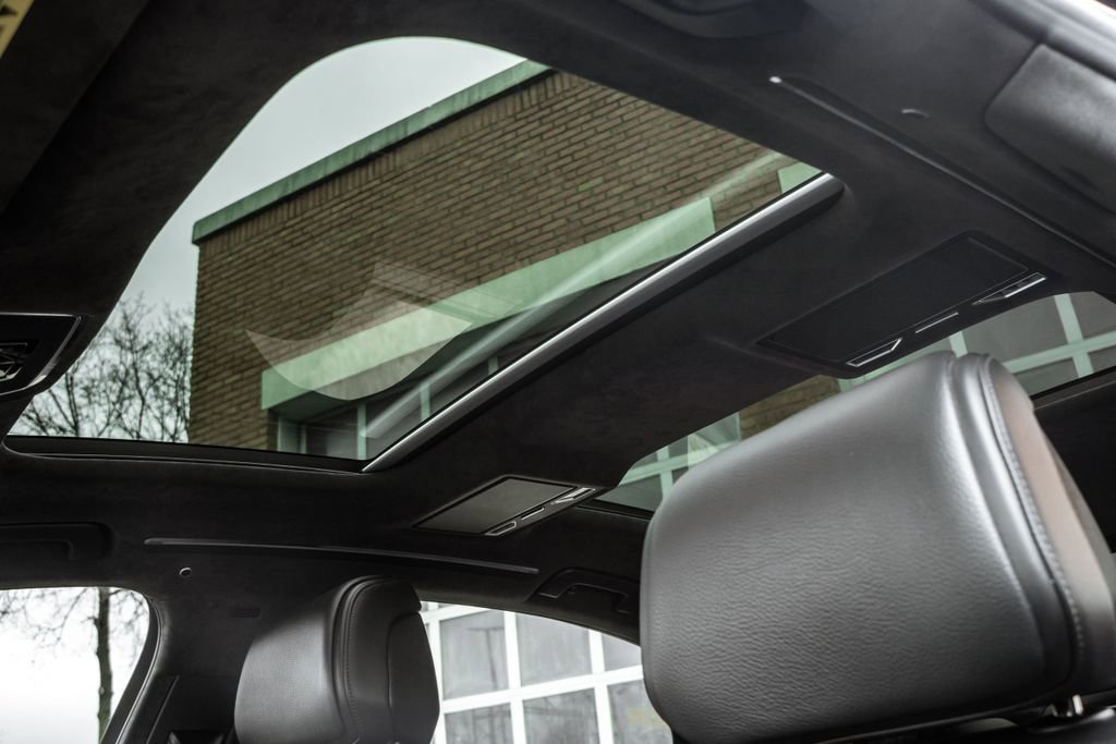 Used 2021 Audi A8 L 4.0T w/ Luxury Package image 10