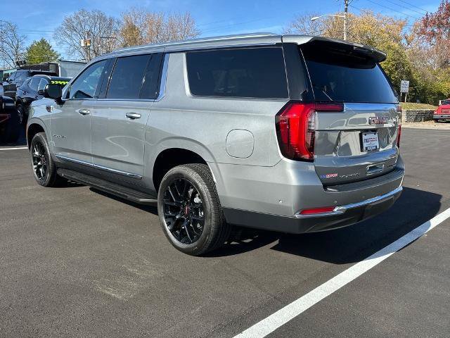 New 2026 GMC Yukon XL Elevation AWD/4WD image 3