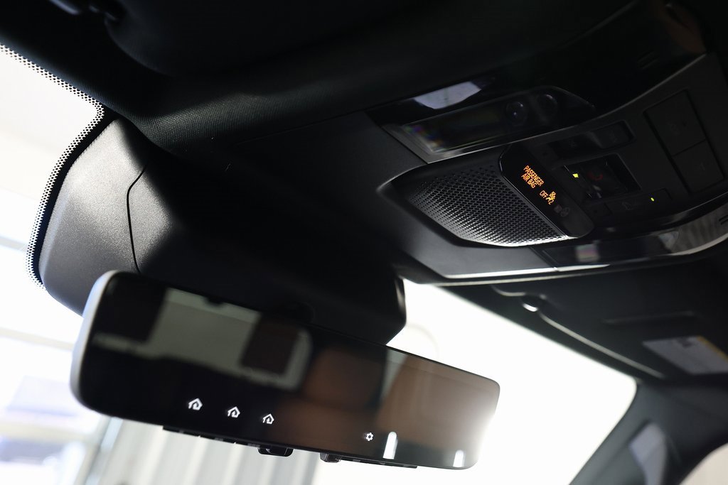 Used 2025 Lexus GX 550 image 39