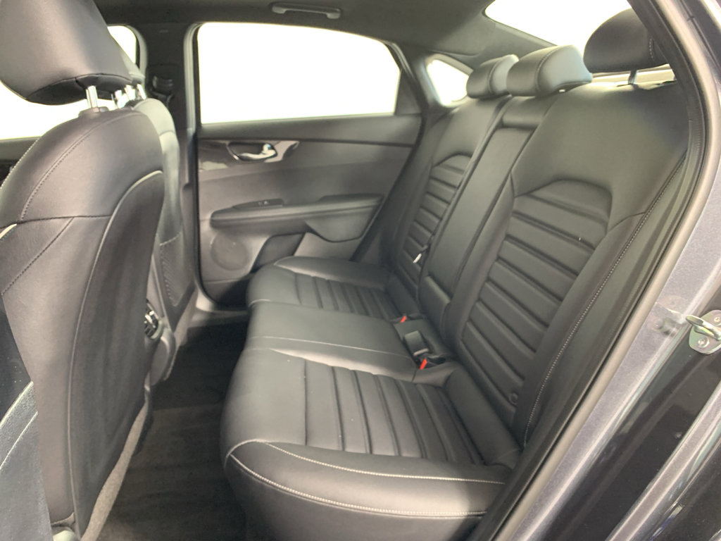 Used 2024 Kia Forte GT-Line w/ GT-Line Premium Package FWD image 33