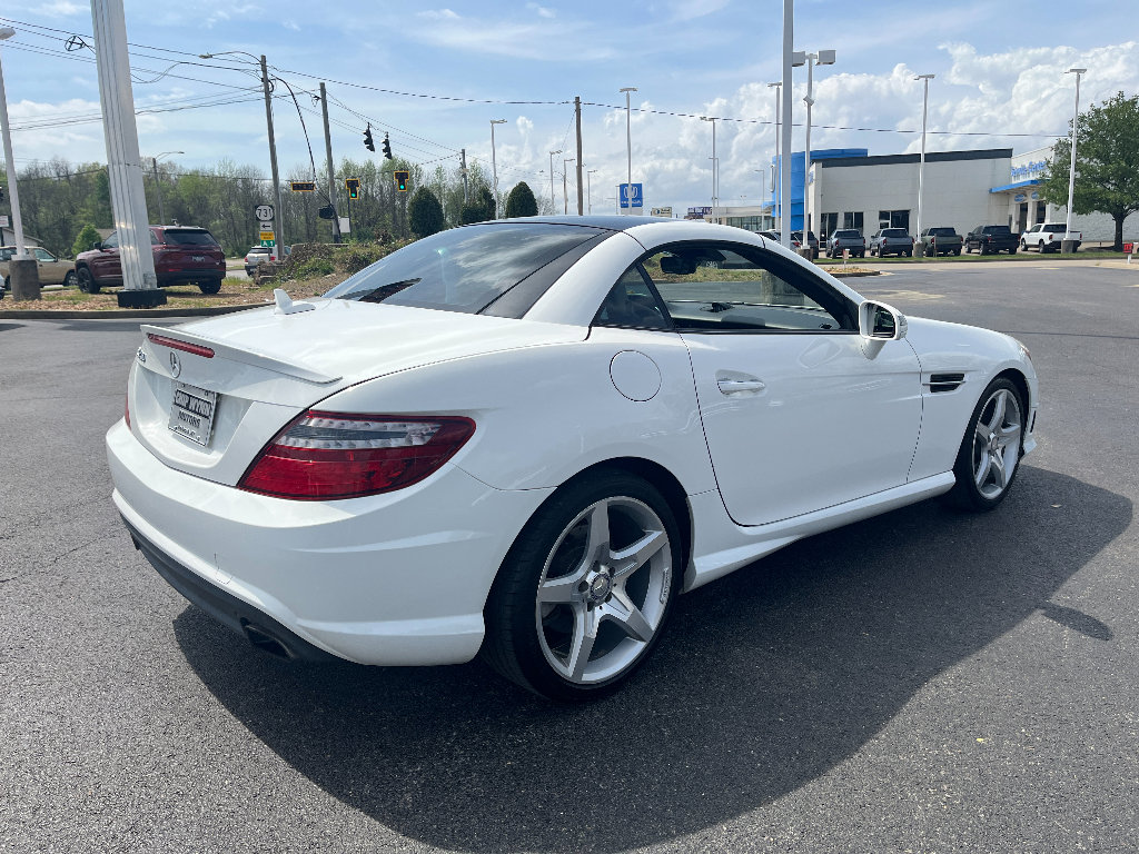Used 2014 Mercedes-Benz SLK 250 image 9