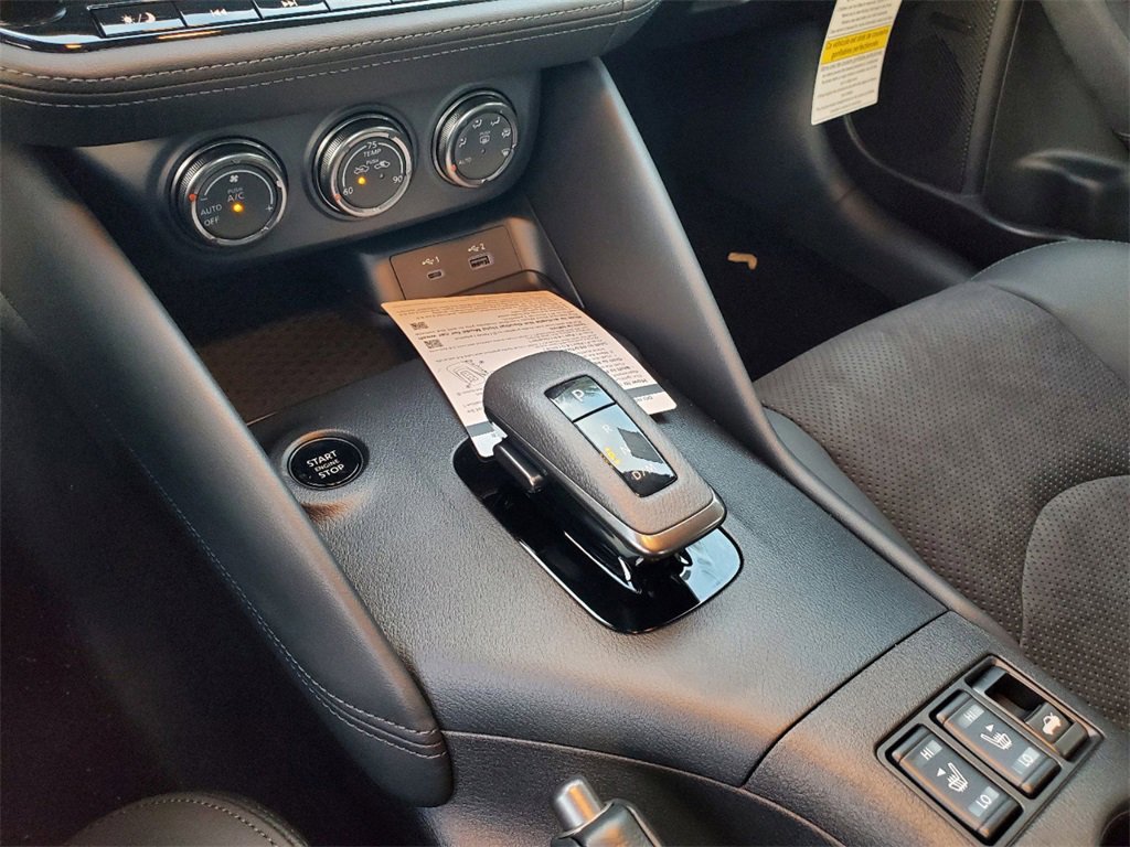 New 2024 Nissan Z Performance w/ Floor Mat Package image 7