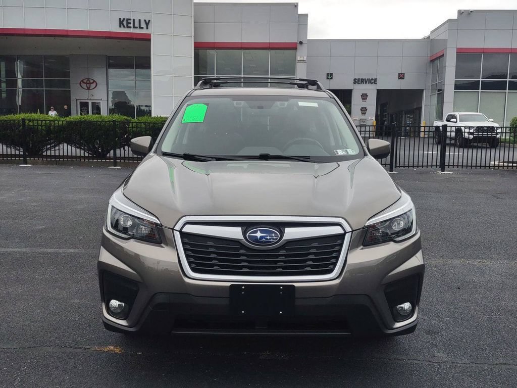 Used 2021 Subaru Forester Premium AWD/4WD image 2