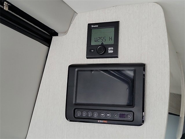 Used 2022 Mercedes-Benz Sprinter 2500 image 26