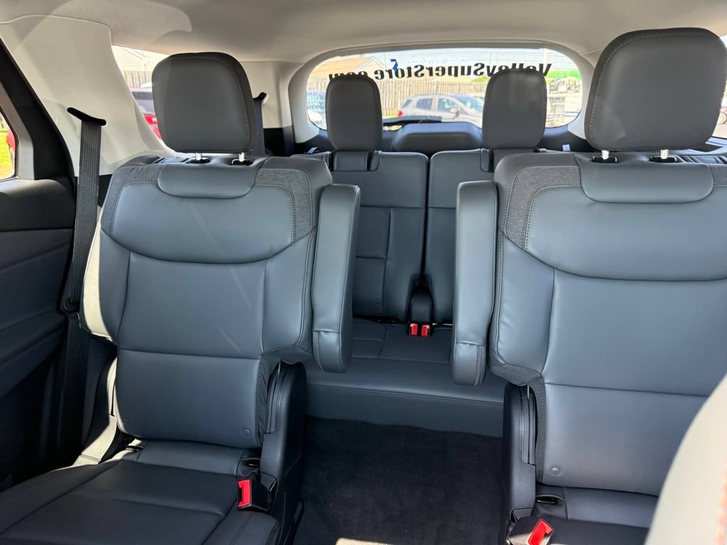 New 2026 Ford Explorer Active w/ Active Comfort Package AWD/4WD image 30
