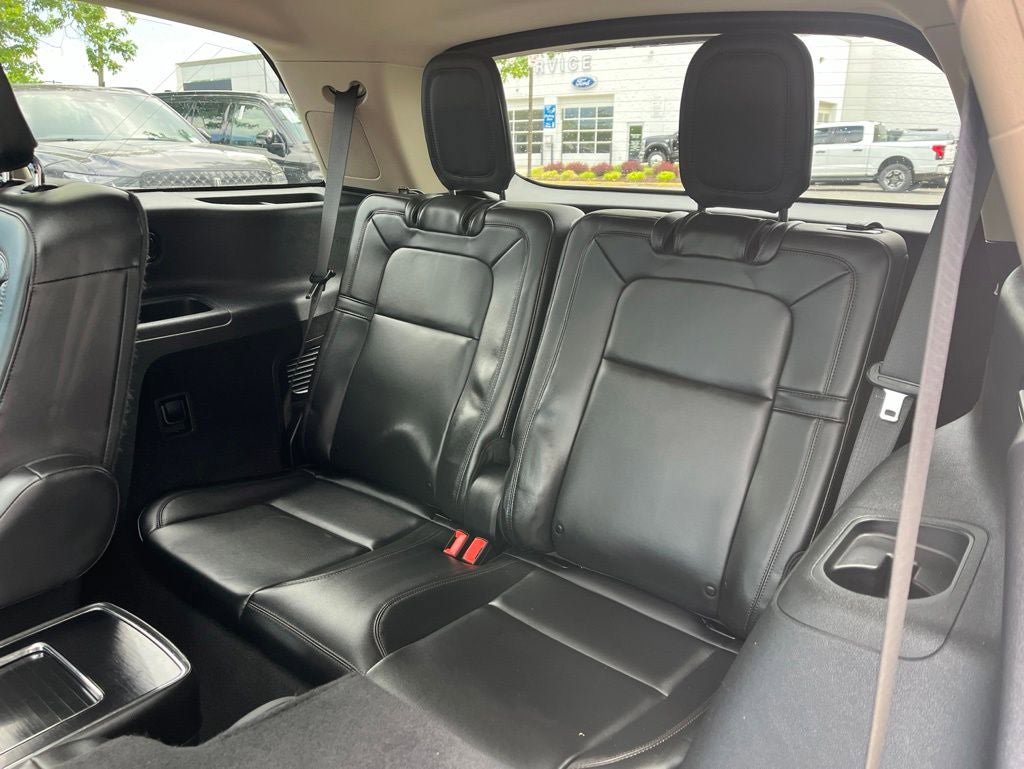 Used 2023 Lincoln Aviator Grand Touring w/ Equipment Group 301A AWD/4WD image 20