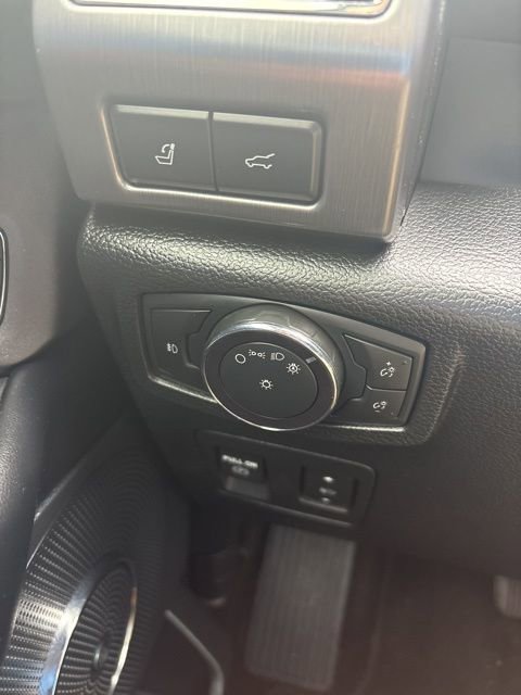 Used 2021 Ford Expedition Max Platinum AWD/4WD image 17