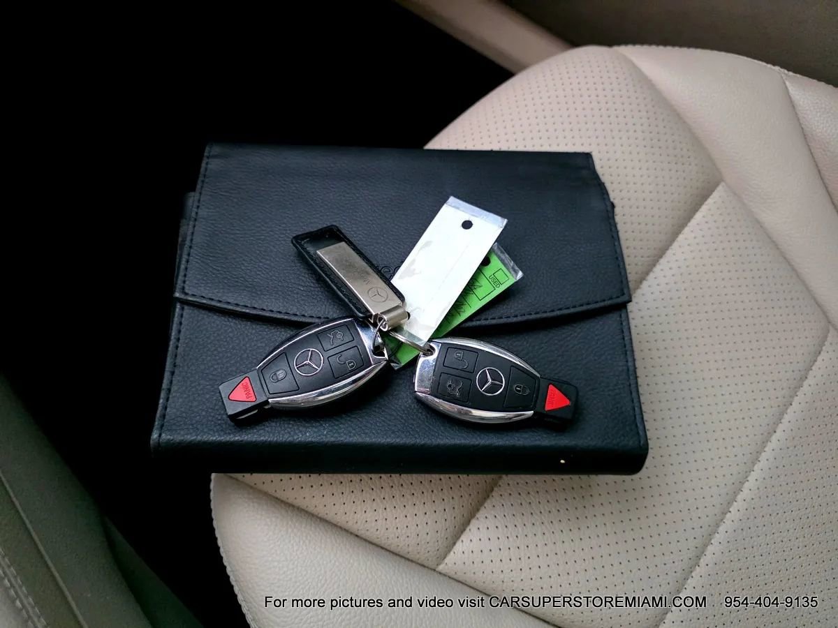 Used 2018 Mercedes-Benz GLC 300 w/ Premium Package image 58