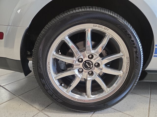 Used 2009 Ford Mustang Shelby GT500 RWD image 12
