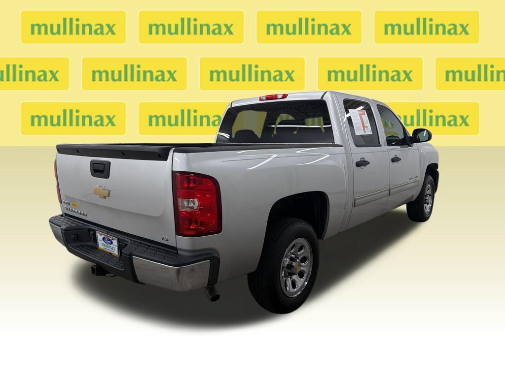 Used 2011 Chevrolet Silverado 1500 LS RWD image 3