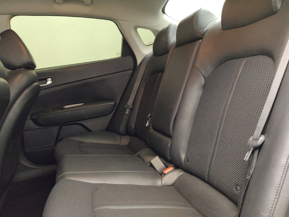 Used 2020 Kia Optima S image 18