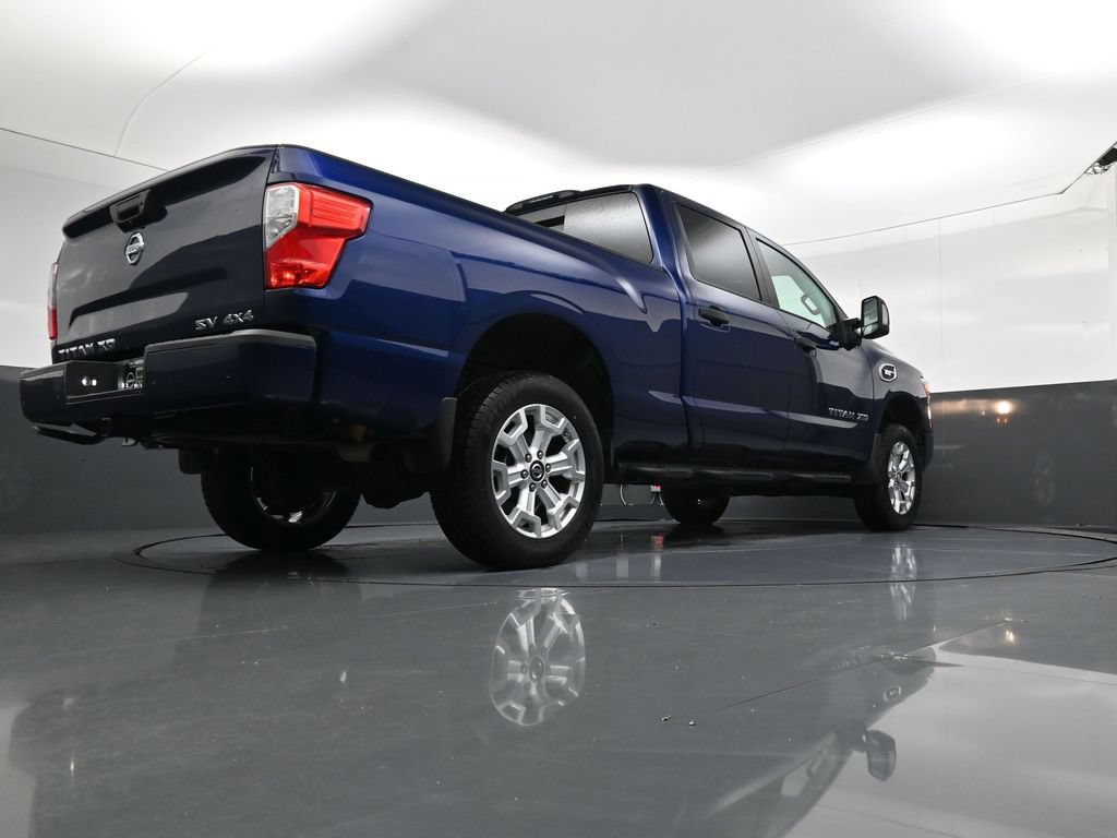 Used 2022 Nissan Titan SV w/ SV Convenience Package AWD/4WD image 24