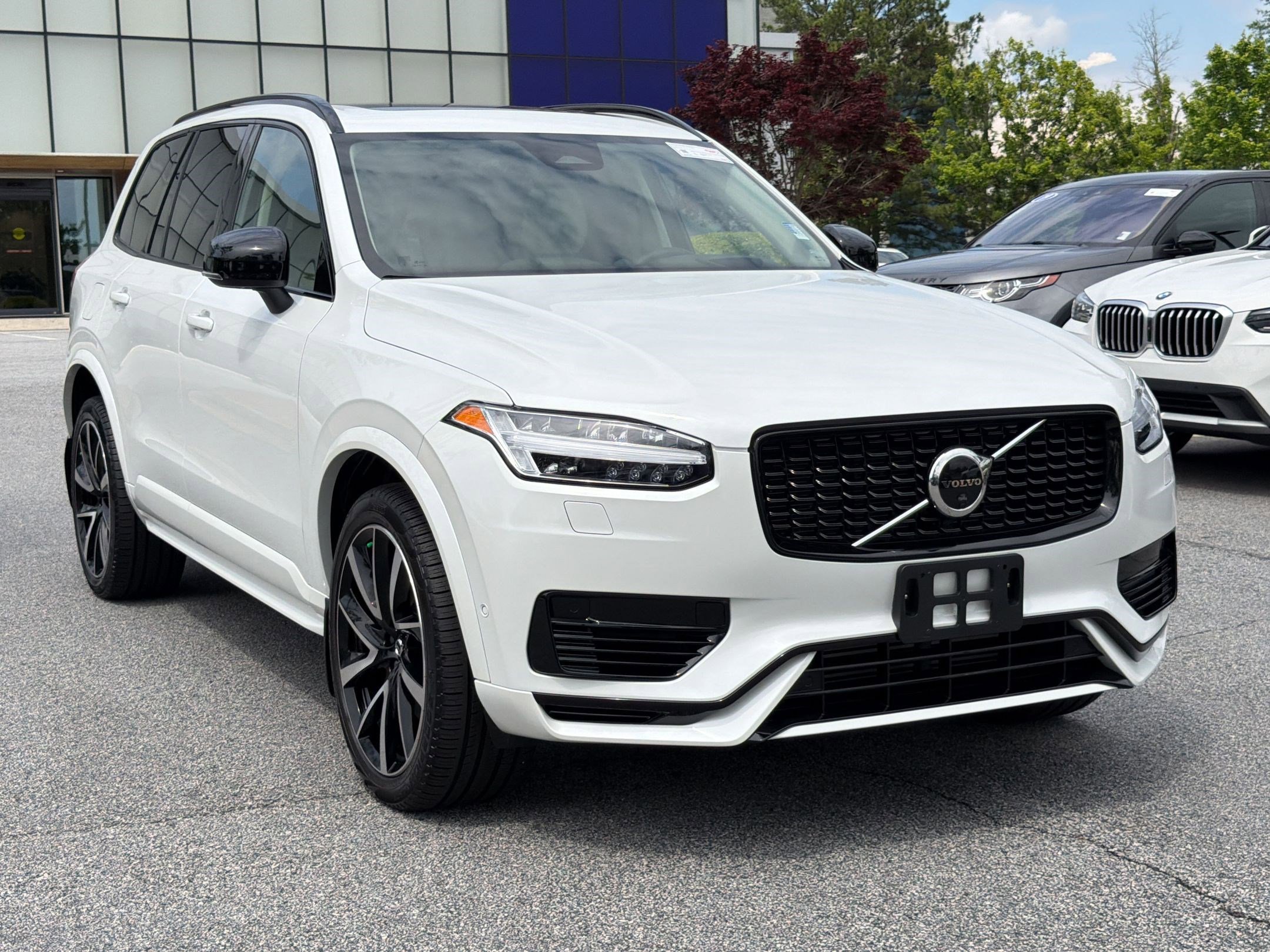 Certified 2023 Volvo XC90 T8 Ultimate w/ Lounge Package AWD/4WD image 7