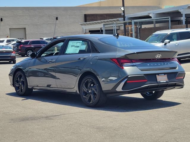New 2026 Hyundai Elantra SEL Sport FWD image 3