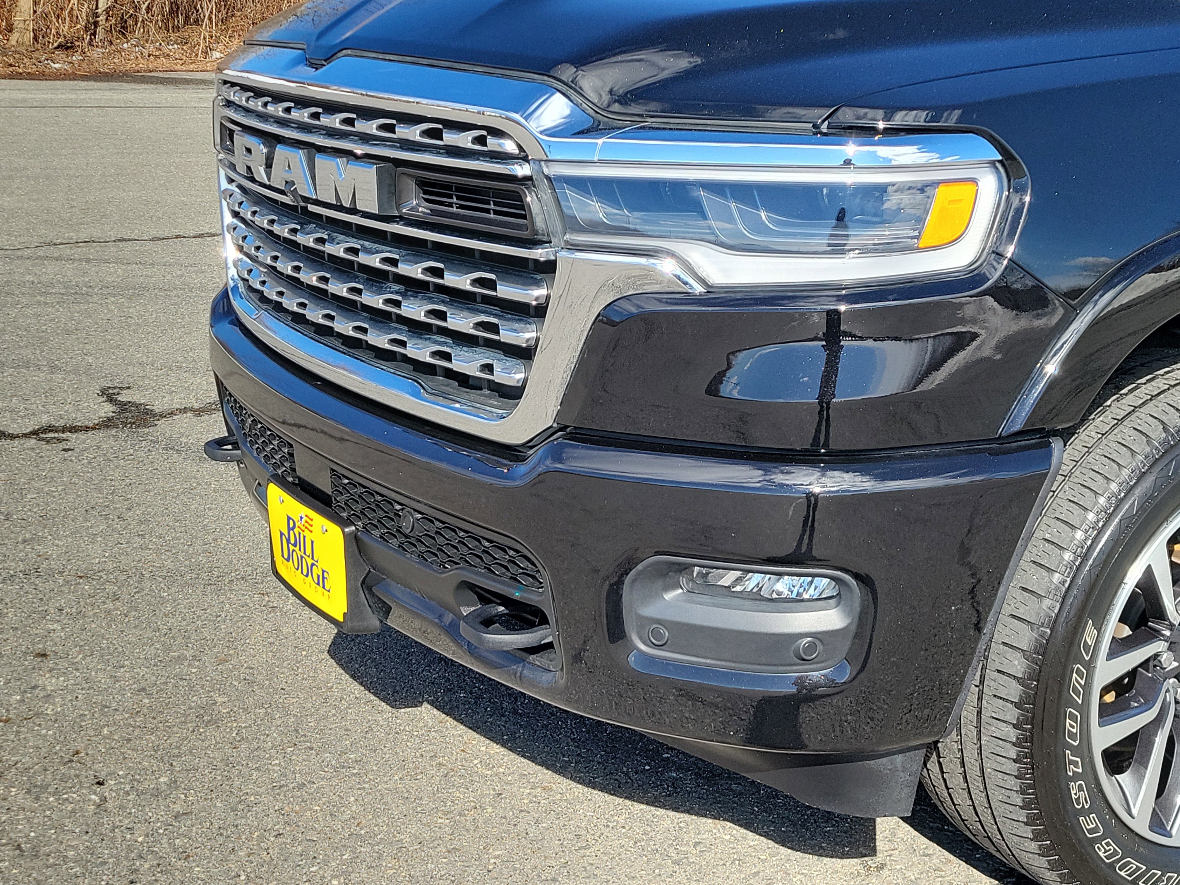 Used 2025 RAM 1500 Limited image 9