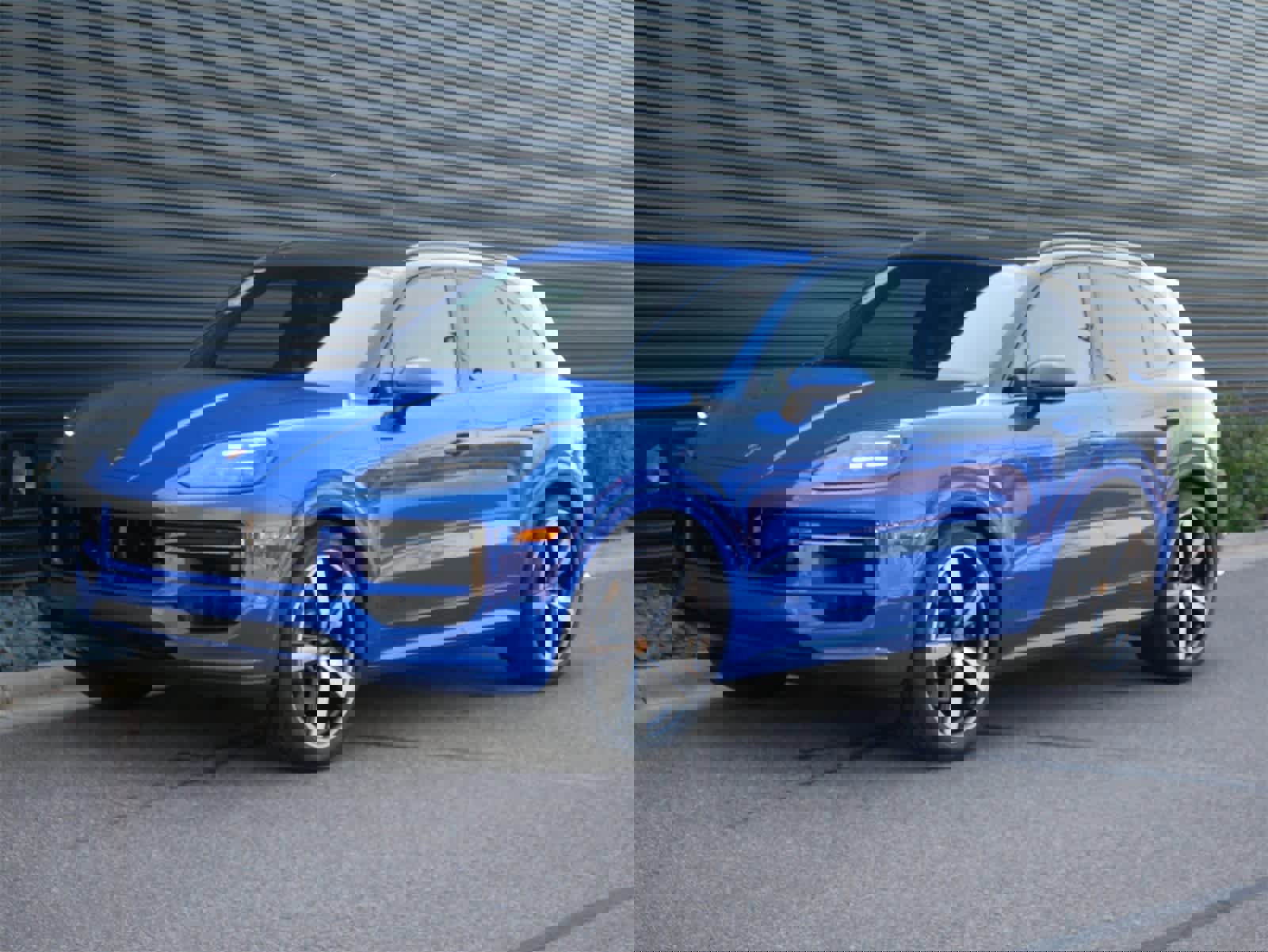 New 2025 Porsche Cayenne GTS