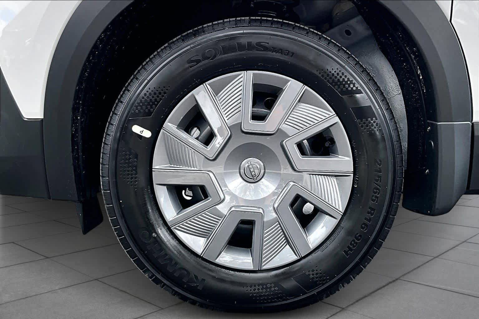 New 2026 Nissan Kicks S image 11