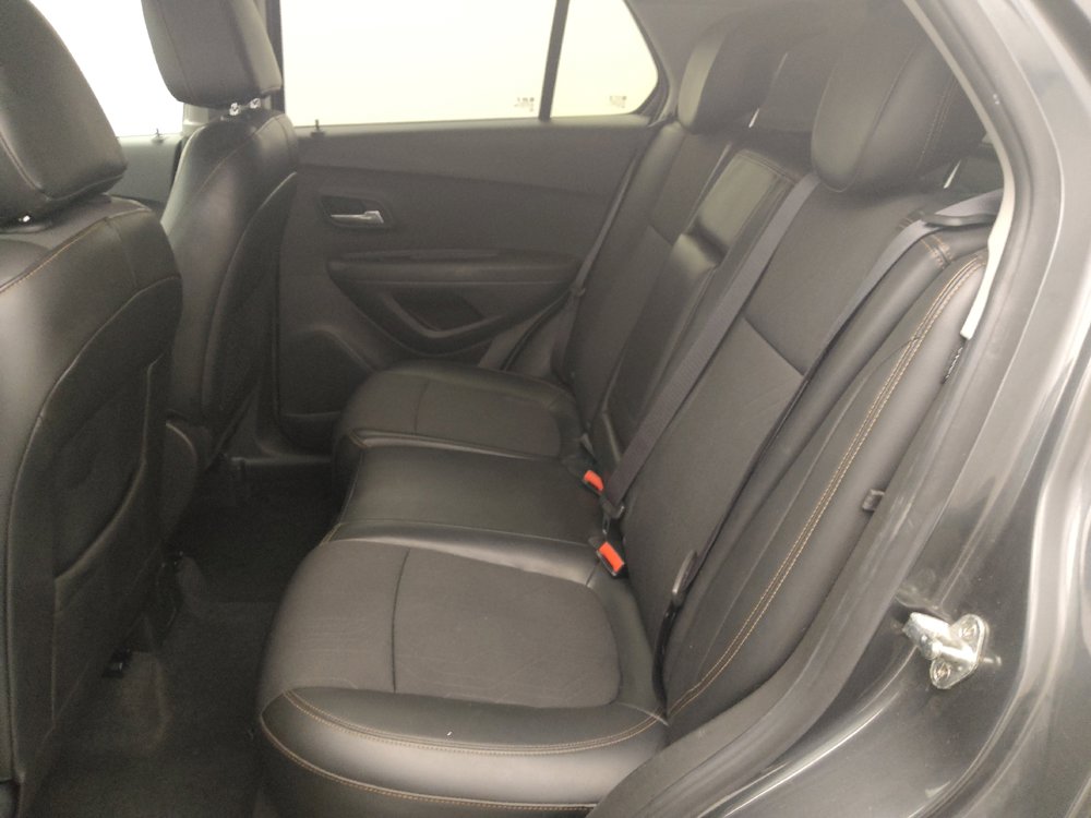 Used 2018 Chevrolet Trax LT w/ LT Convenience Package FWD image 18