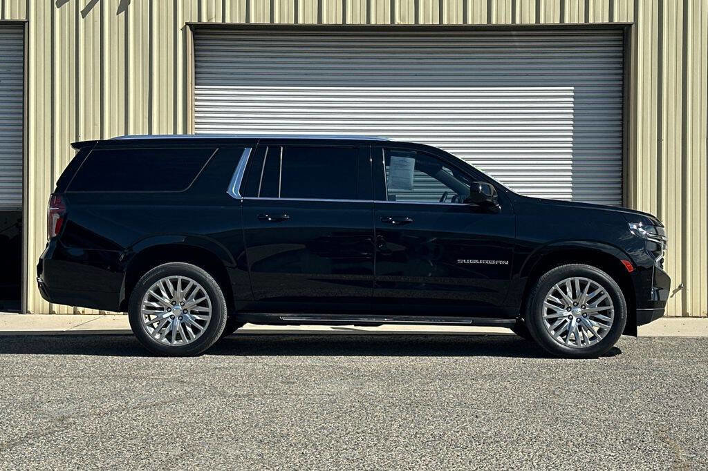 Used 2024 Chevrolet Suburban LS w/ Driver Alert Package image 7