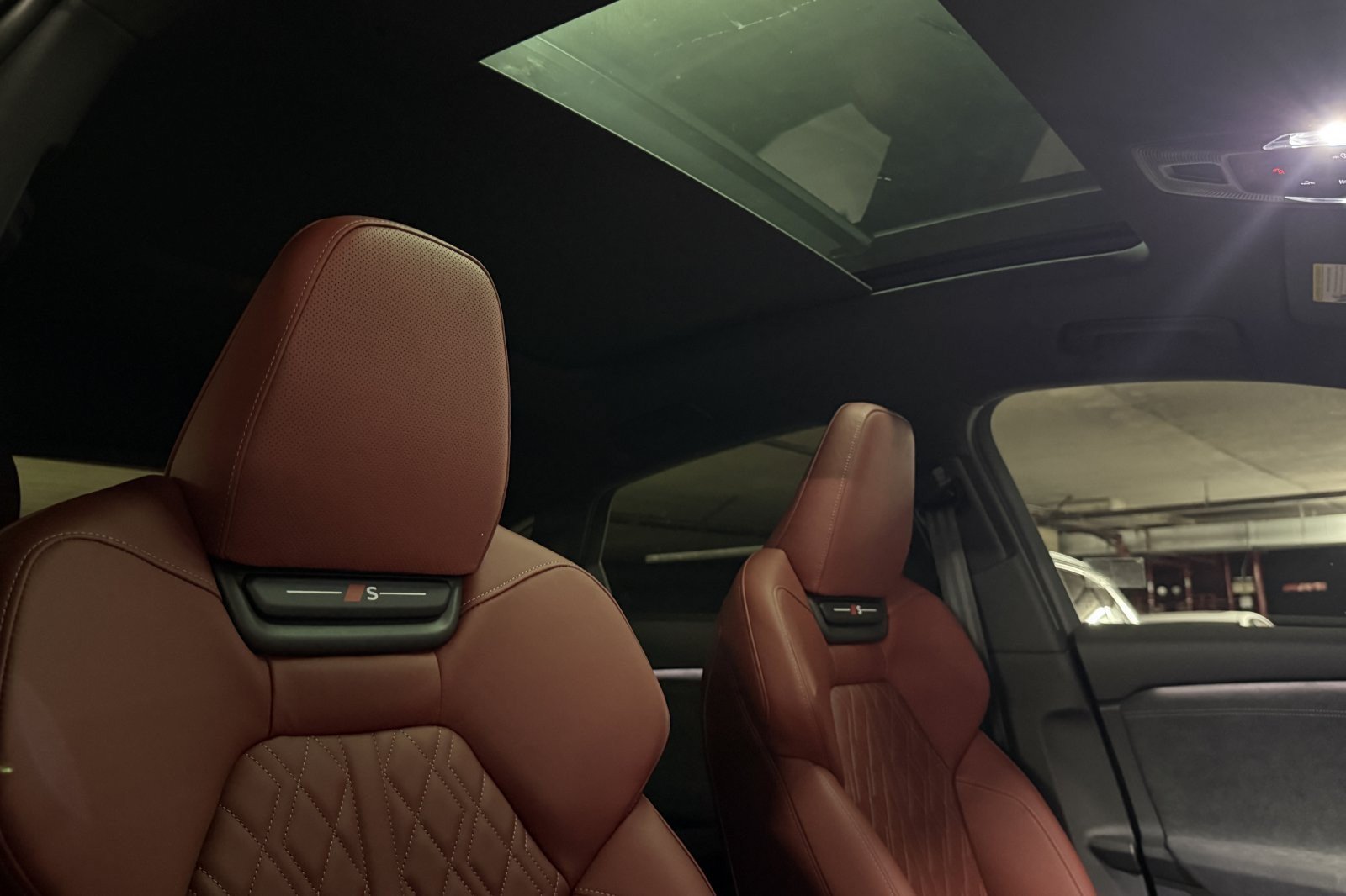 New 2027 Audi SQ6 e-tron Prestige AWD/4WD image 16