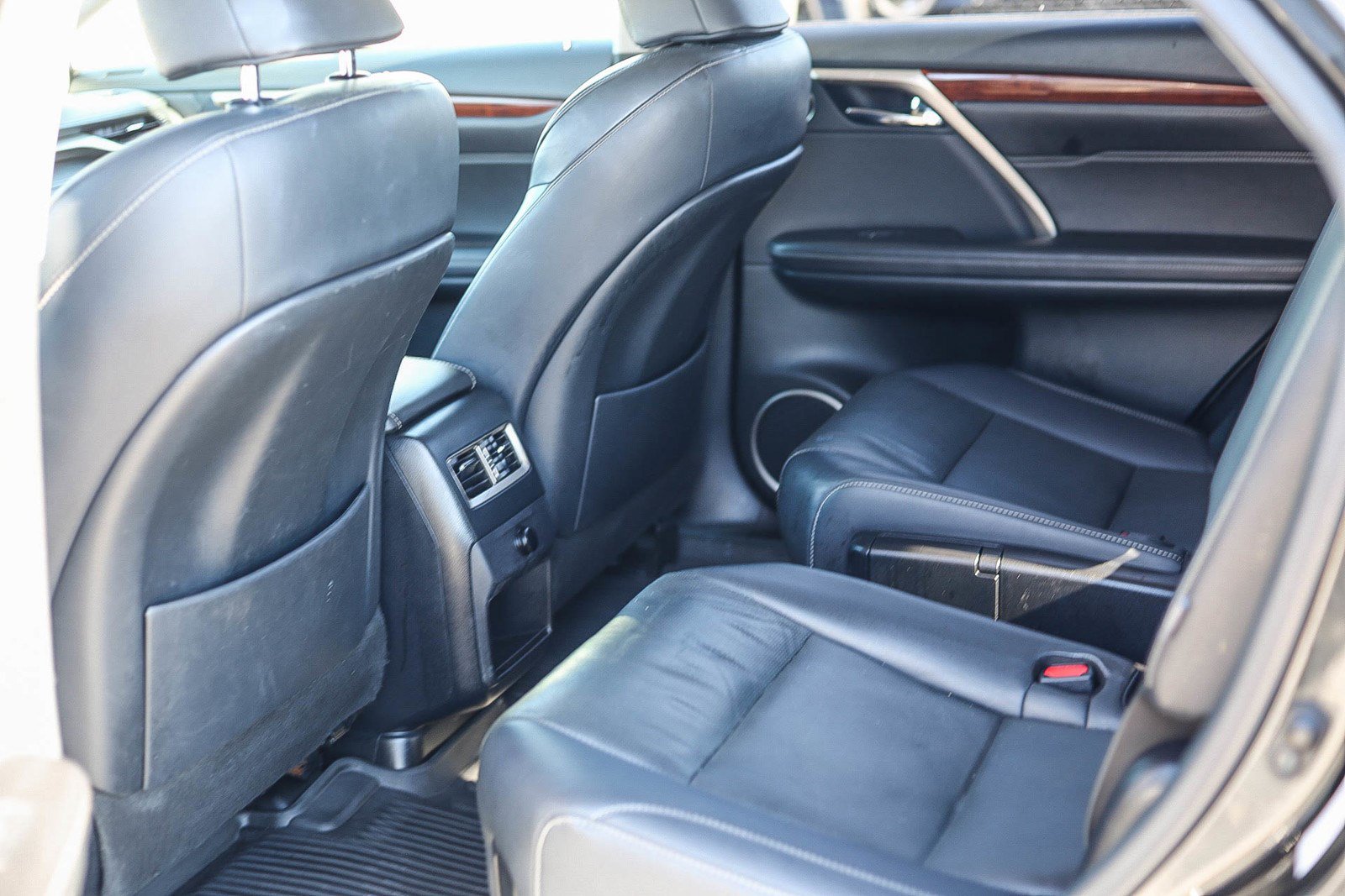 Used 2019 Lexus RX 350L AWD image 18