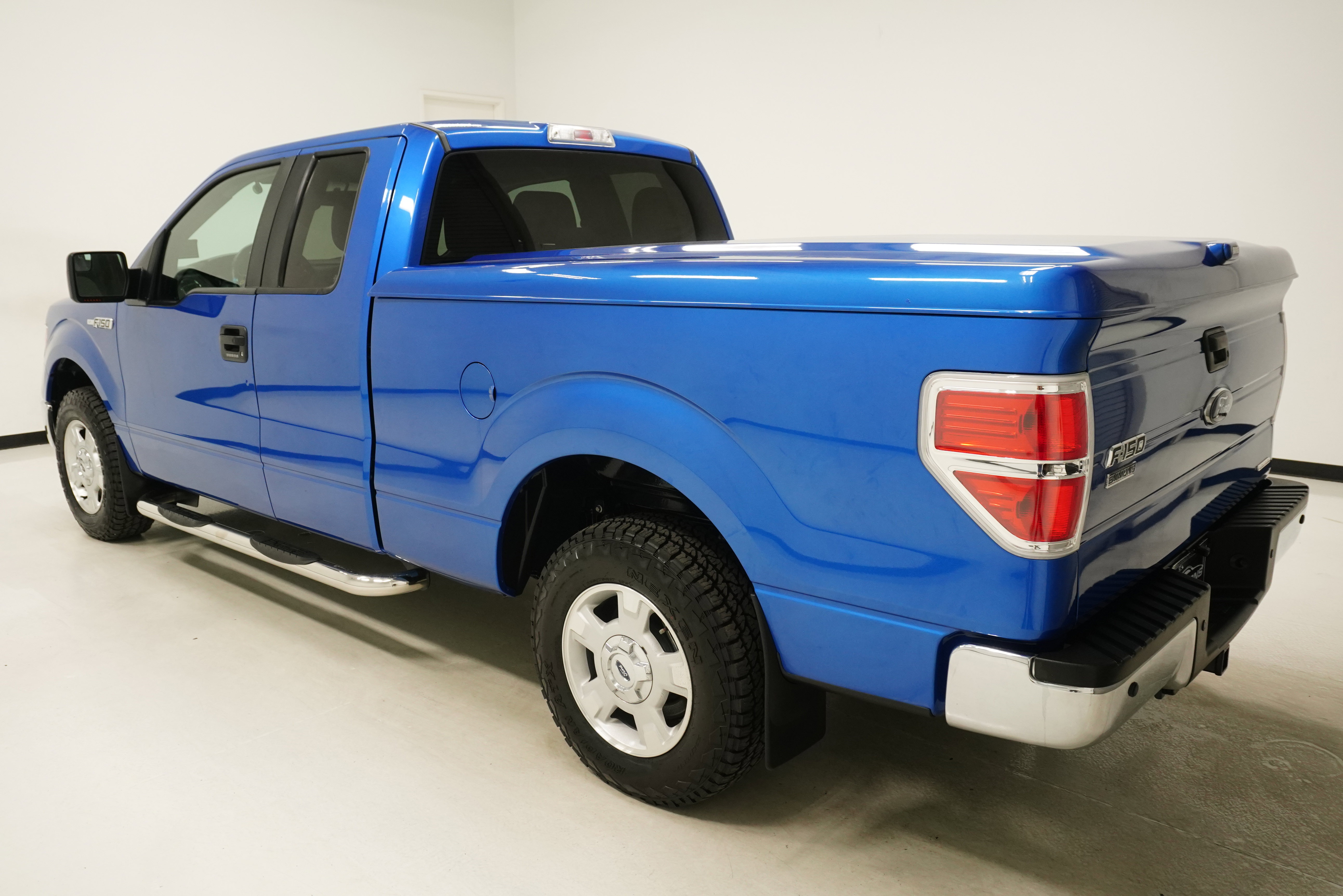 Used 2013 Ford F150 XLT w/ Mid Equipment Group image 5